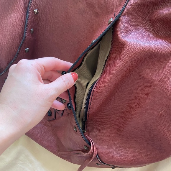 Eric Javits Brown Leather Shoulder Bag - Picture 4 of 9